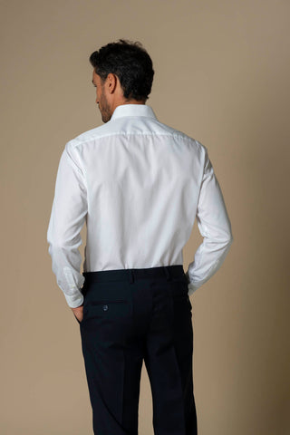 Colletto classico bianco